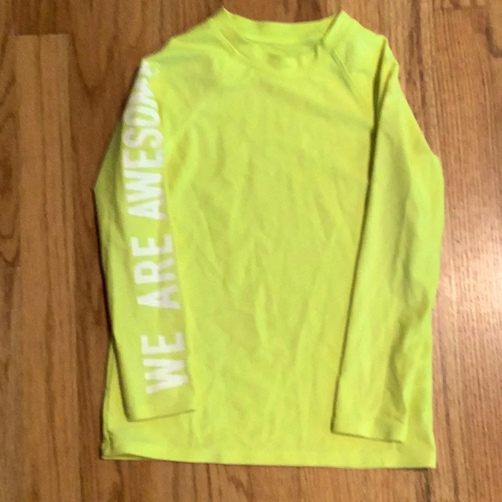 Rockets of Awesome - RashGuard - Yellow/White - Boy’s Size 6/7 - Swimwear